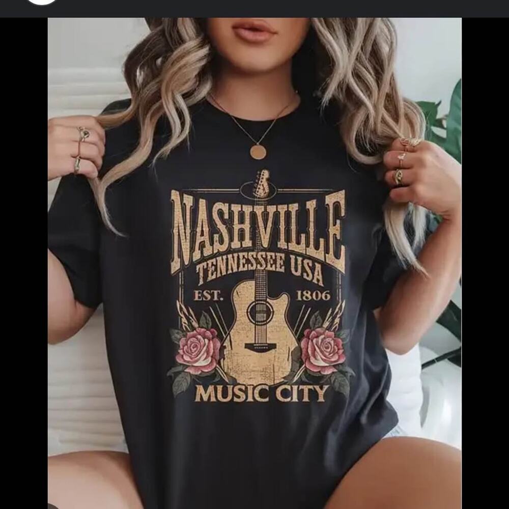 Country Music T-Shirt, L/XL